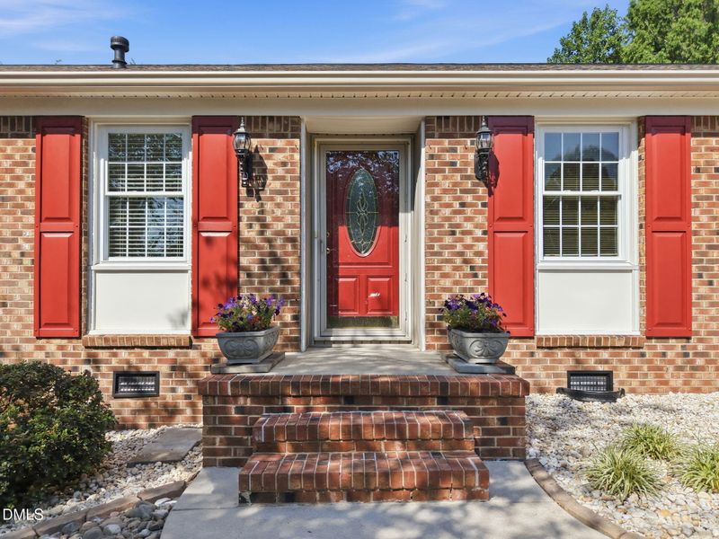 1621 Kenbrook Dr, Garner, NC 27529