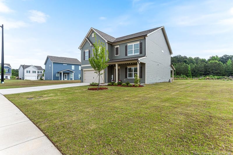 1622 Old Barn Rd, Fayetteville, NC 28312