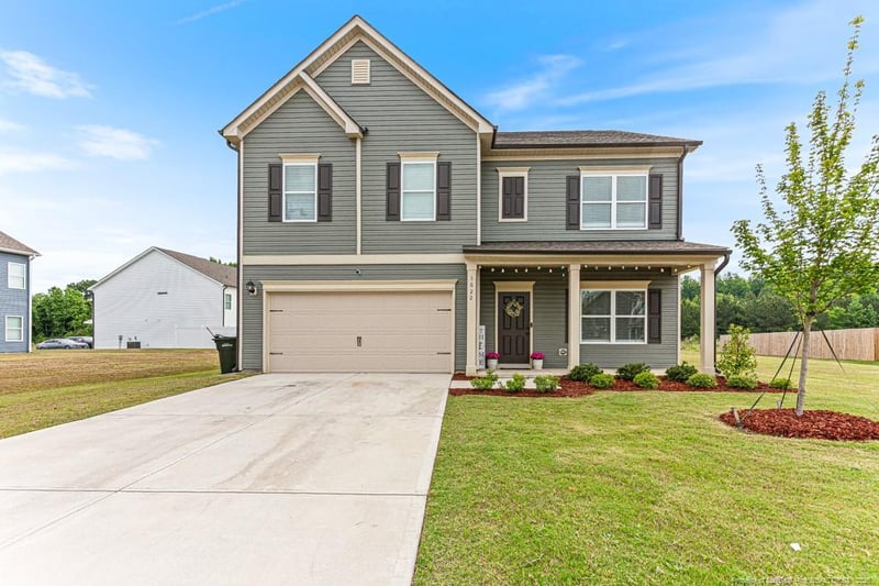 1622 Old Barn Rd, Fayetteville, NC 28312