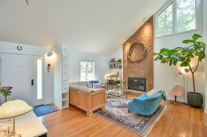 1626 Rowemont Dr, Durham, NC 27705