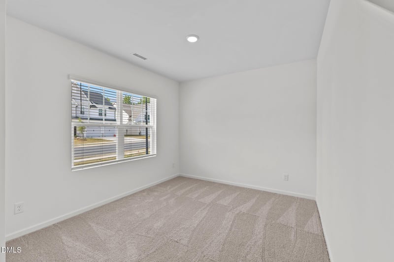 163 S Waterstone Ln, Clayton, NC 27520