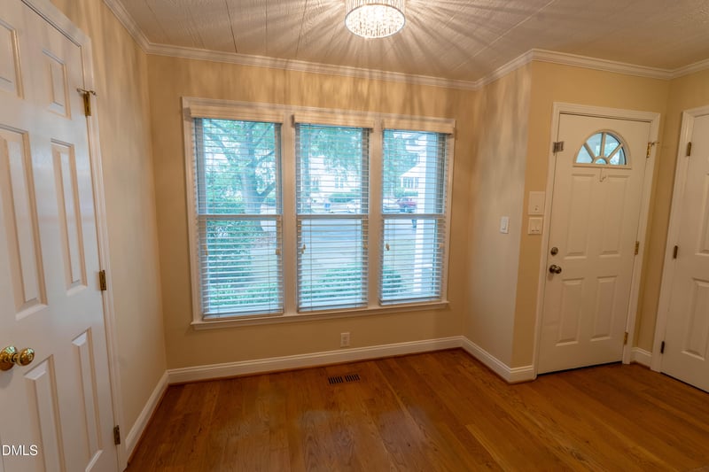 1636 Claiborne Ct, Raleigh, NC 27606