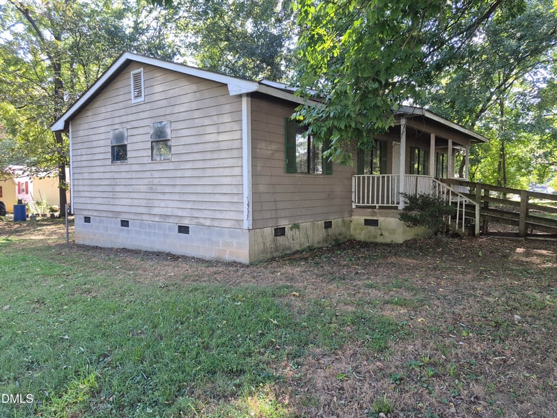 164 E Cornwallis St, Pittsboro, NC 27312