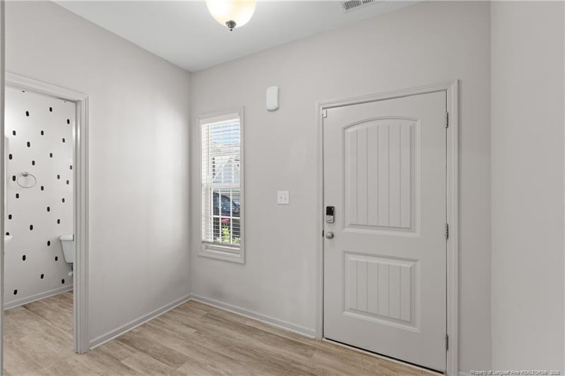 1645 Mount Rainer Dr, Fayetteville, NC 28301