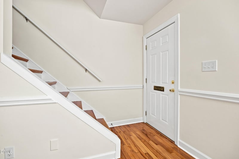 1649 Sutton Dr, Raleigh, NC 27605