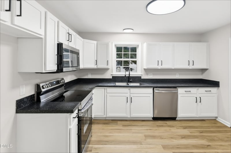 165 Cedarhurst Ln, Franklinton, NC 27525