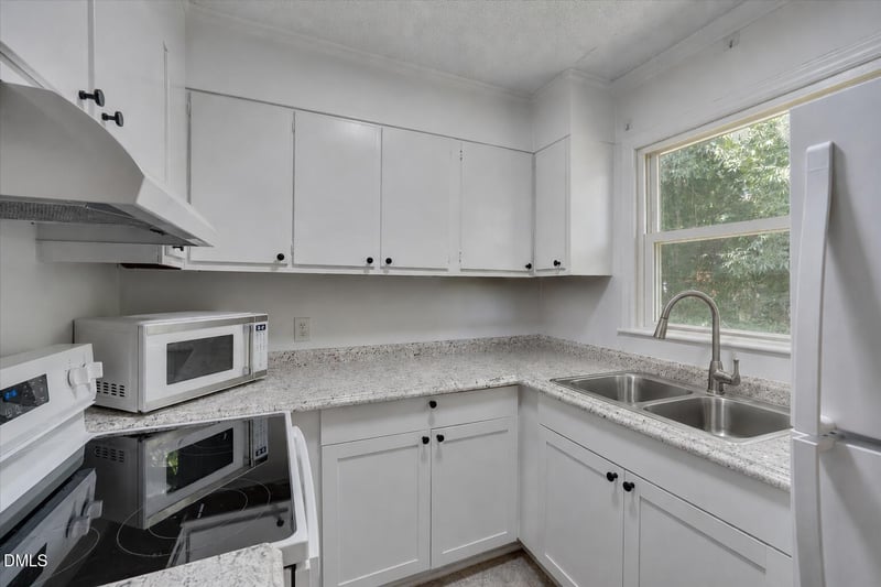 165 Windsor Dr, Wake Forest, NC 27587
