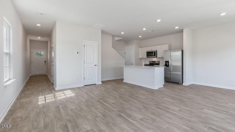 166 Rusling Leaf Dr, Fuquay Varina, NC 27526