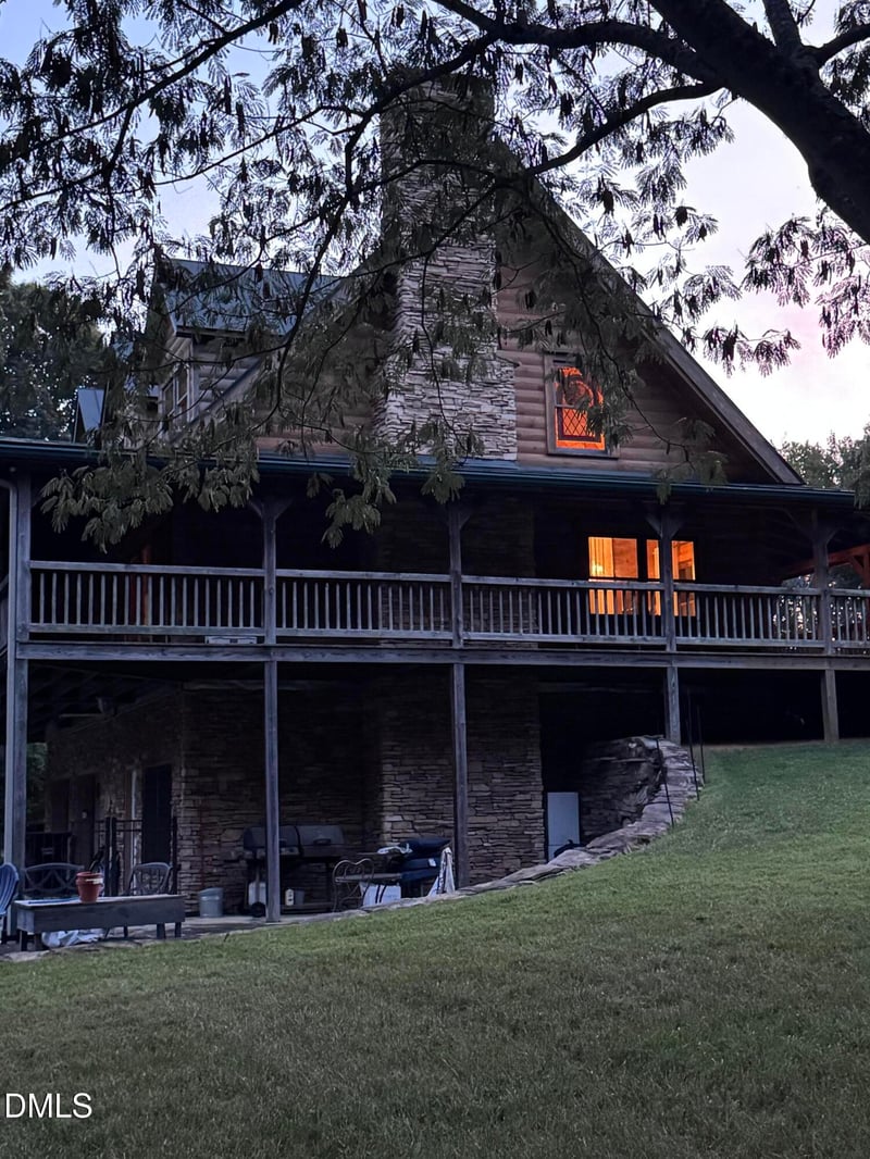 169 Country Brooke Ln, Roxboro, NC 27574