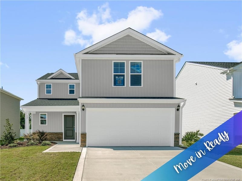 17 W Emily Gardens Dr, Selma, NC 27576