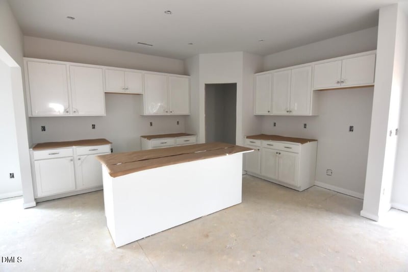 17 Mistflower Dr, Youngsville, NC 27596