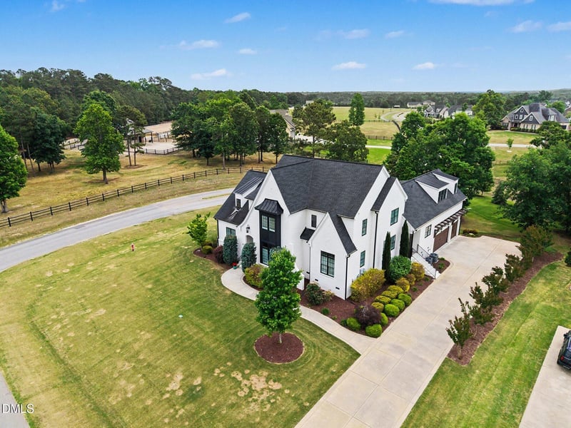 17 Stella Ct, Clayton, NC 27527