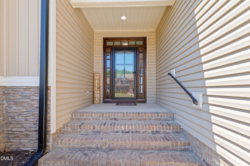 170 Chardonney Dr, Clayton, NC 27520