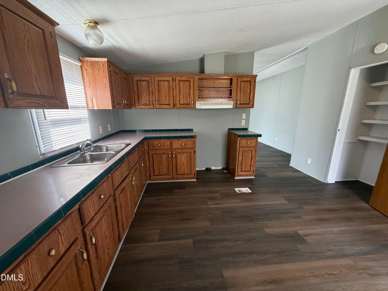 170 Rosie Dr, Four Oaks, NC 27524