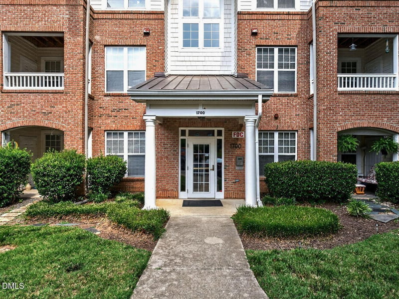 1700 Tiffany Bay Ct #304, Raleigh, NC 27609