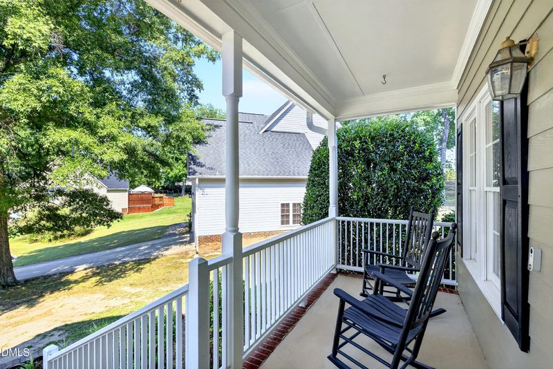 1702 Ashbark Ct, Apex, NC 27502