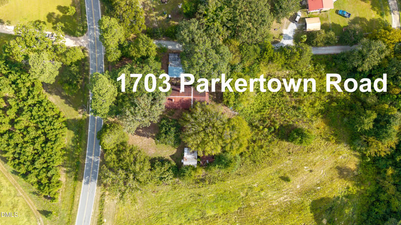 1703 Parkertown Rd #A, Four Oaks, NC 27524