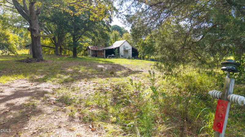 1703 Parkertown Rd #A, Four Oaks, NC 27524