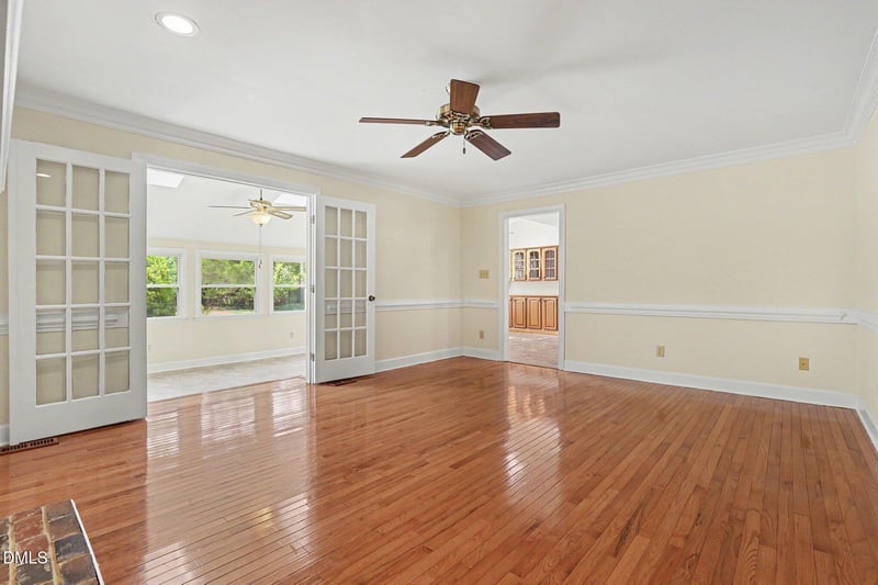 1704 Carrington Dr, Raleigh, NC 27615