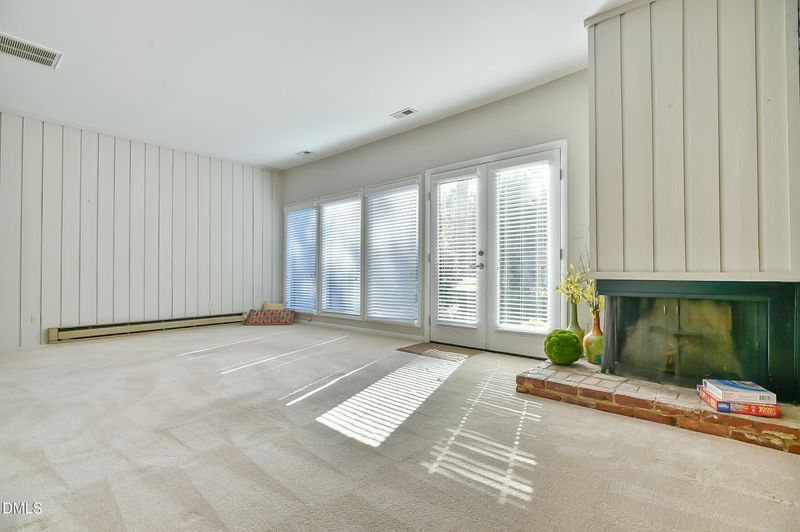 1705 Oak Tree Dr, Chapel Hill, NC 27517