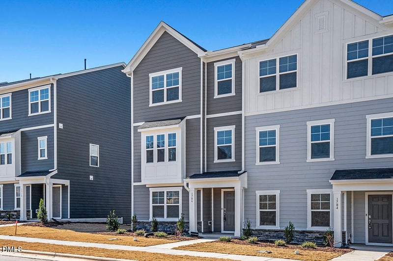 1706 Burgundy Pk Dr, Apex, NC 27502