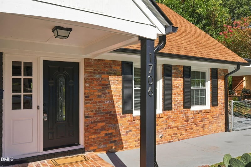 1706 Mcgougan Rd, Fayetteville, NC 28303