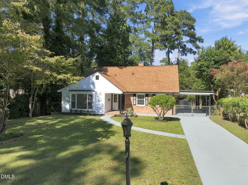1706 Mcgougan Rd, Fayetteville, NC 28303