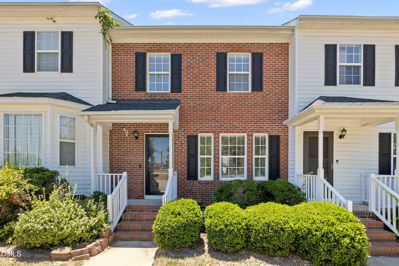 1707 Stroll Cir, Fuquay Varina, NC 27526
