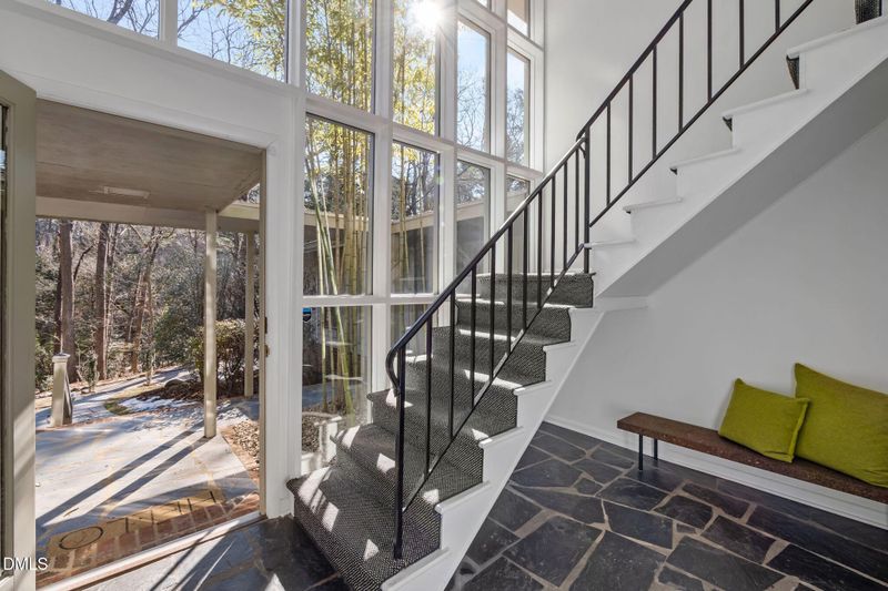 1709 Curtis Rd, Chapel Hill, NC 27514