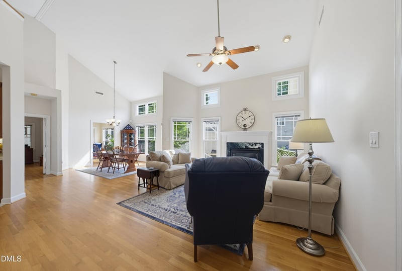 1709 Falls River Ave, Raleigh, NC 27614