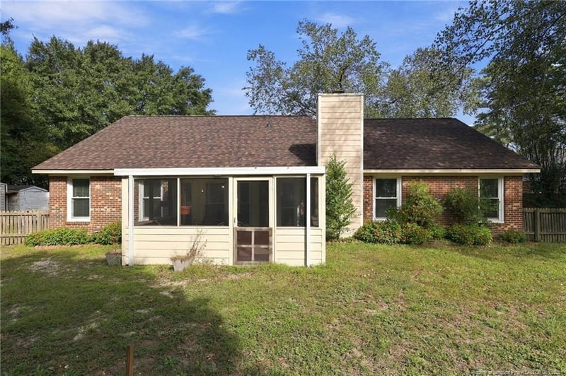 1709 Pawtucket Pl, Fayetteville, NC 28304