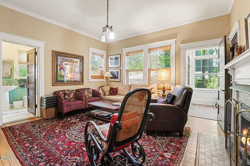 1710 Park Dr, Raleigh, NC 27605