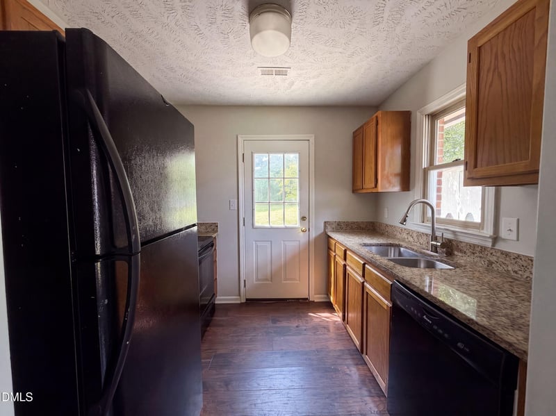 1710 Winnabow Dr, Fayetteville, NC 28304