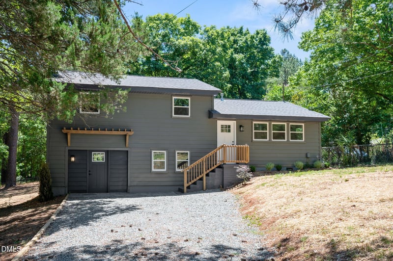 1713 Riverside Dr, Hillsborough, NC 27278