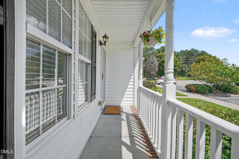 1716 Stroll Cir, Fuquay Varina, NC 27526