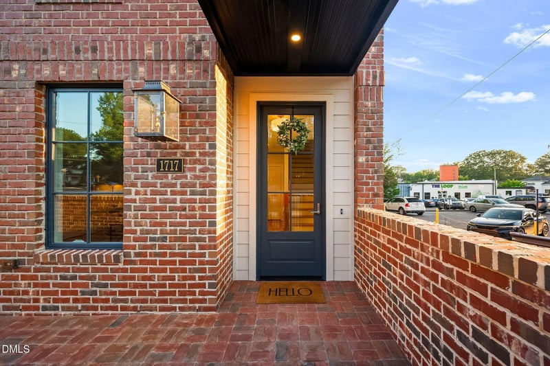 1717 W Club Blvd, Durham, NC 27705