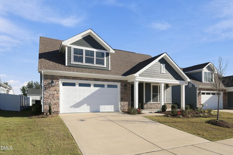 1720 Pinecliff Ct, Fuquay Varina, NC 27526