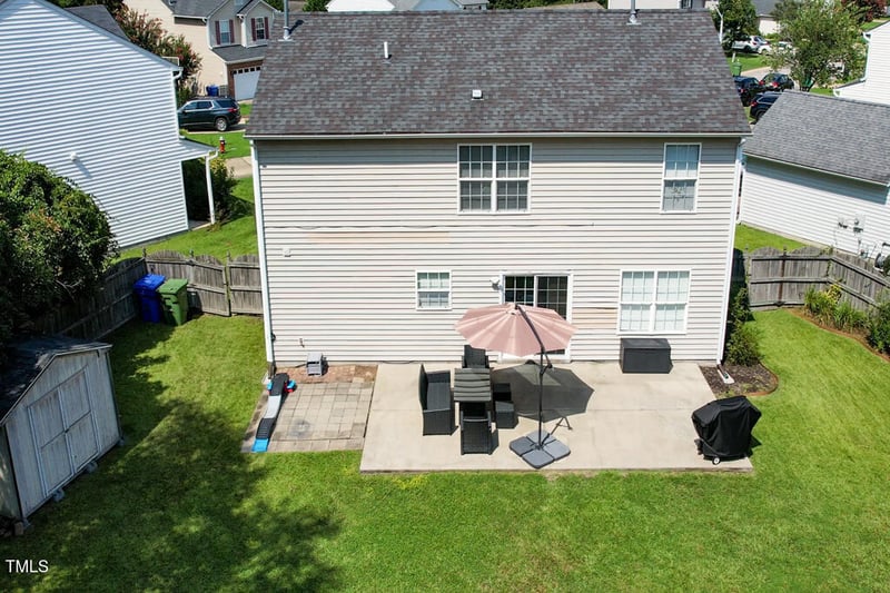 1724 E Ridge Heights Dr, Fuquay Varina, NC 27526