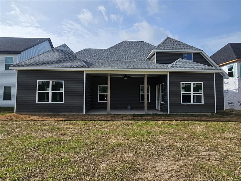 1726 Smith Farm St, Fayetteville, NC 28306