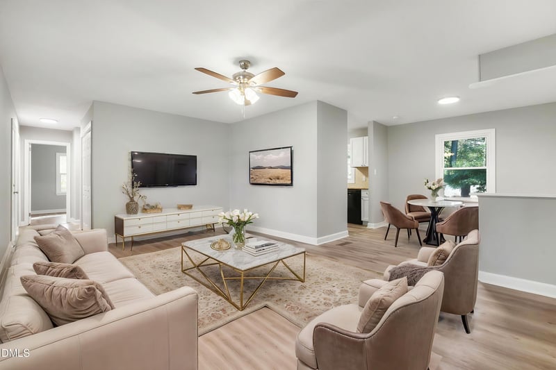 1726 Wayne Ln, Fayetteville, NC 28304