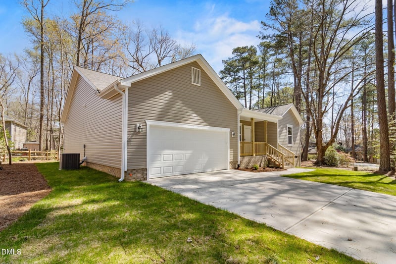 1732 Margarita Ln, Sanford, NC 27332