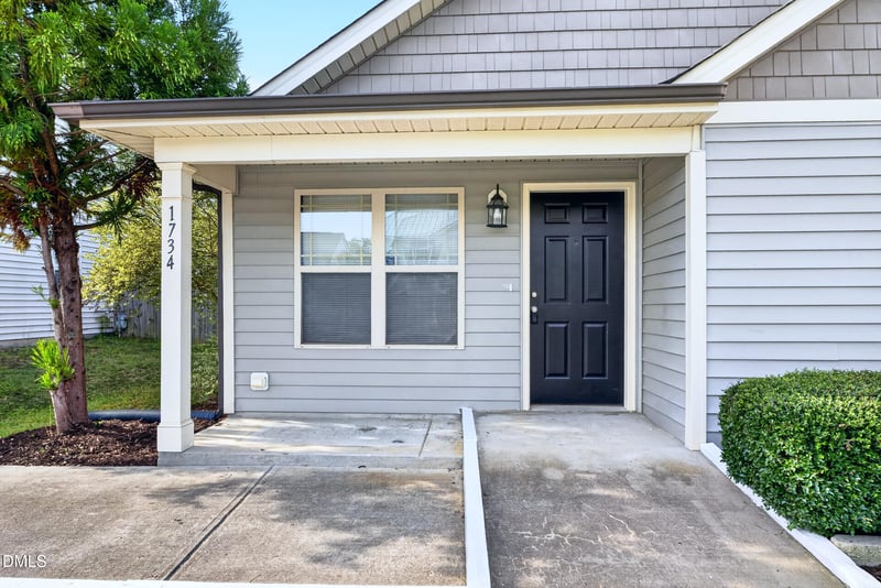 1734 Great Bend Dr, Durham, NC 27704