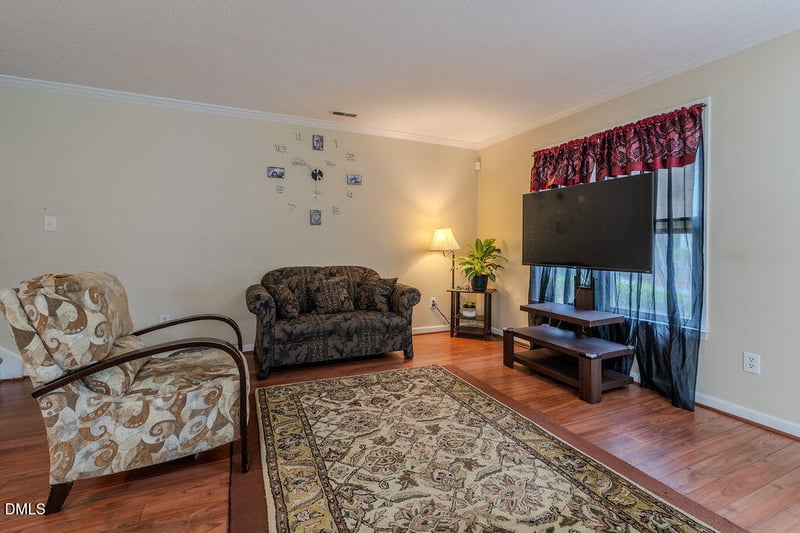1738 Township Cir, Raleigh, NC 27609