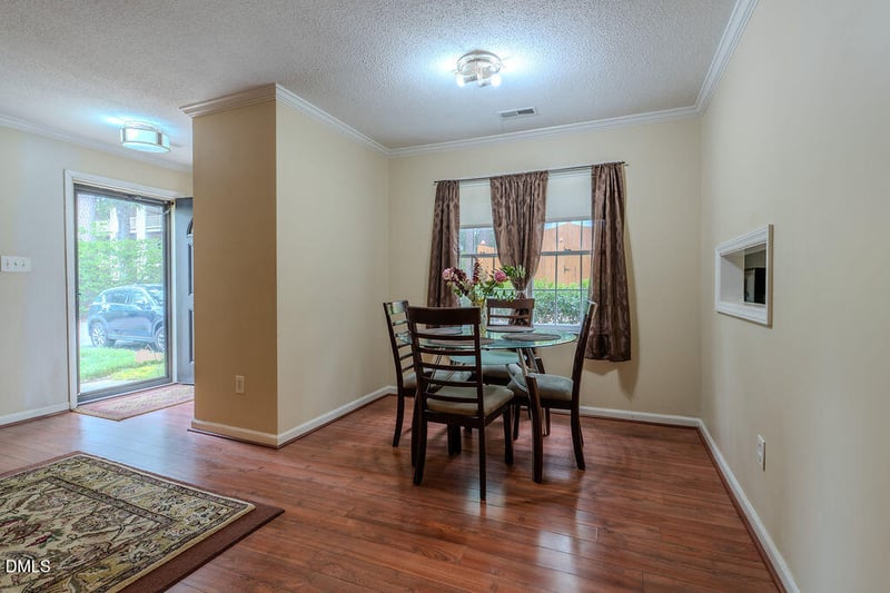 1738 Township Cir, Raleigh, NC 27609