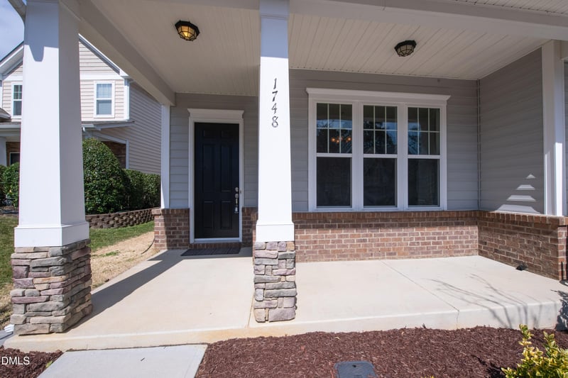 1748 Laurel Park Pl, Cary, NC 27511