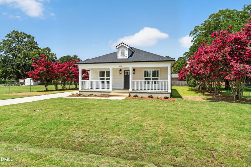 175 Tracy Ln, Dunn, NC 28334