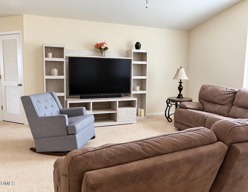 1771 Longshadow Dr, Burlington, NC 27217