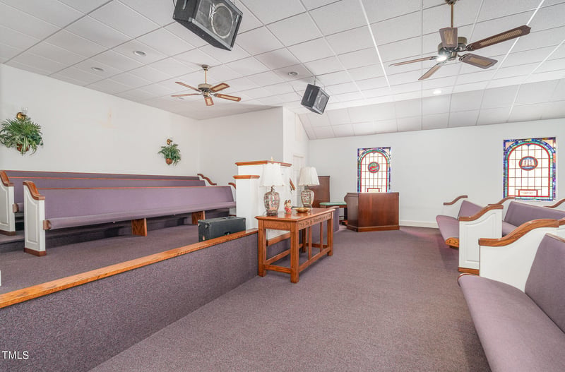 178 N Railroad St, Coats, NC 27521