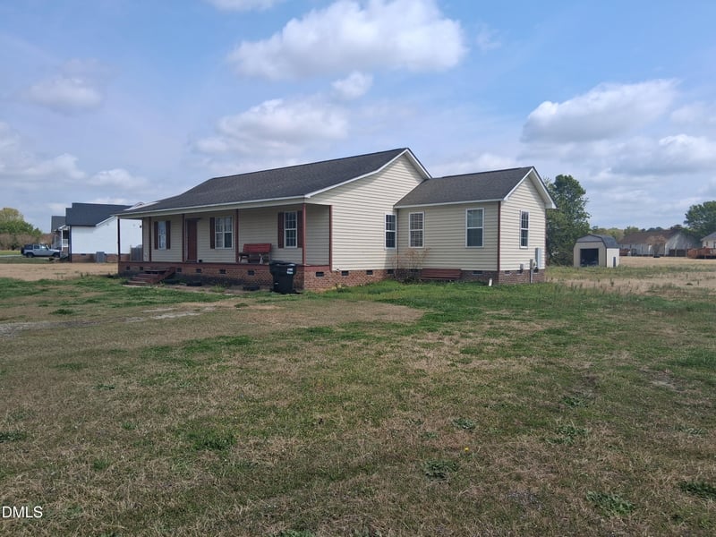 179 Patricia Dr, Smithfield, NC 27577