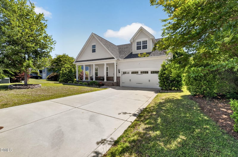 18 Heathgreen Dr, Clayton, NC 27527